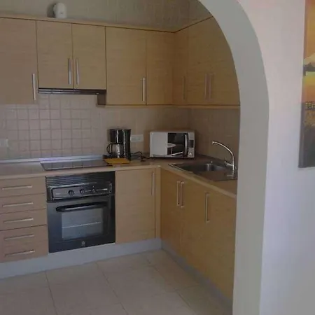 Playa Blanca Sleeps 6 Pool Wifi Appartement *
